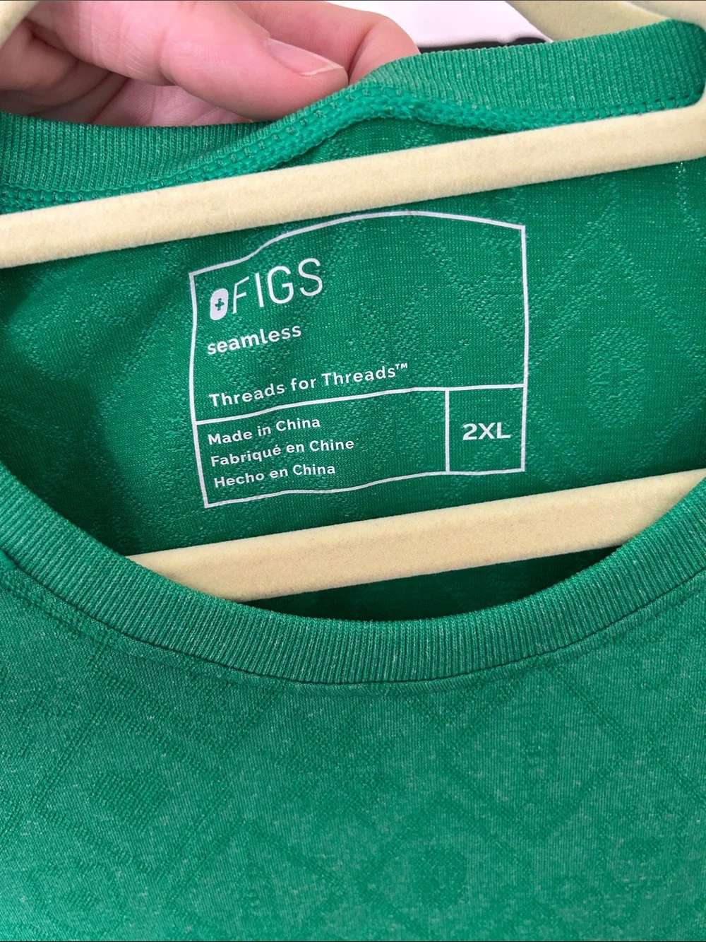 NWT Figs Salta Seamless Longsleeve Underscrub. Size 2XL. PTP 21”. Stretch. - Picture 3 of 5